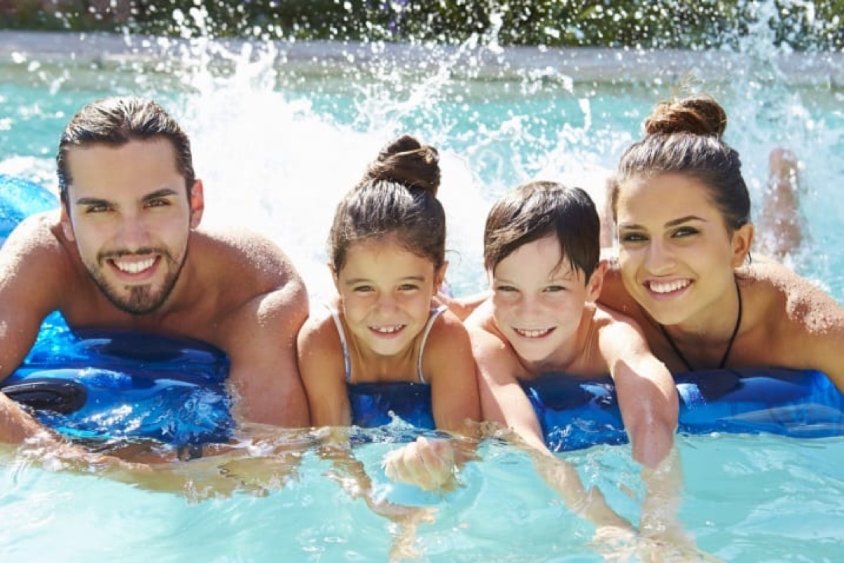 Three Benefits of Building a Backyard Pool