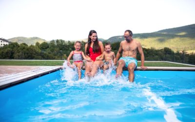 5 Great Reasons to Add a Backyard Pool