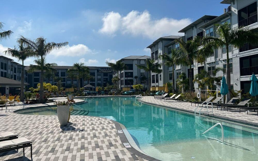 Sarasota, FL Commercial Pool Builder |  Signet Pool